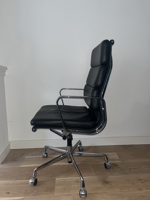 Vitra Eames Ea219 Office Chair Softpad Black Leather - Chrome