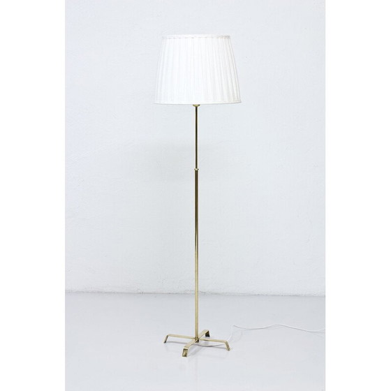 Image 1 of Lampadaire vintage suédois en laiton par Böhlmarks, 1940