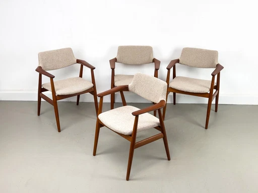 Set Of 4 Teak And Bouclé Gm-11 Armchairs By Svend Aage Eriksen For Glostrup, 1960S