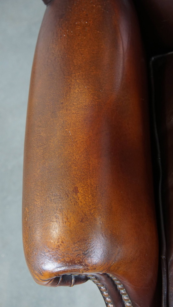 Image 1 of Fauteuil à oreilles en peau de mouton