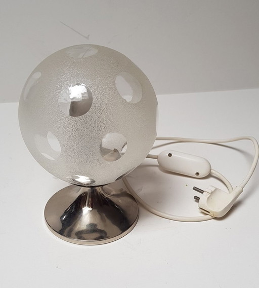 Lampe de table de l'ère spatiale avec base chromée de Richard Essig, 1970S