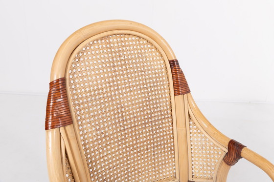 Image 1 of Ensemble de 2 chaises d'intérieur/extérieur en rotin et bambou des années 1970 avec table