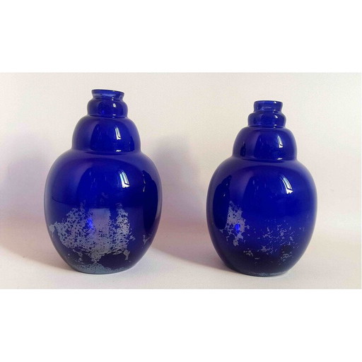 Paire de vases en verre soufflé Art Déco bleu colbat