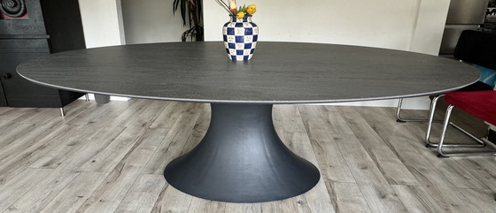 Image 1 of Design, Table de salle à manger ovale