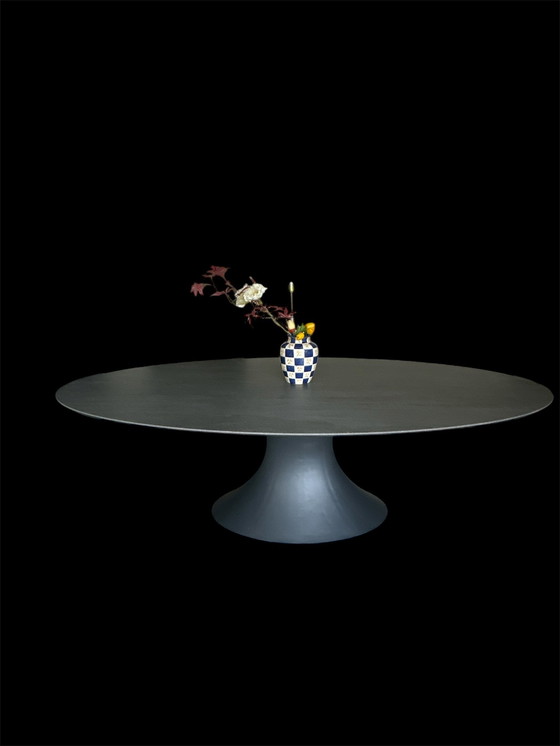 Image 1 of Design, Table de salle à manger ovale