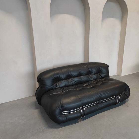 Image 1 of Cassina Soriana Deux places Cuir Nero