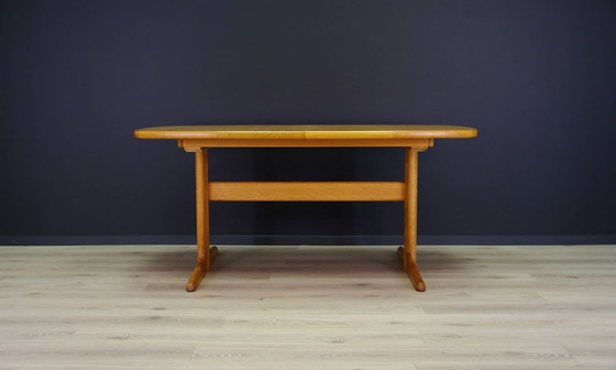 Image 1 of Table en frêne, design danois, années 1960, fabricant : Skovby