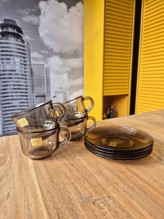 Image 1 of Tasses et soucoupes Arcoroc