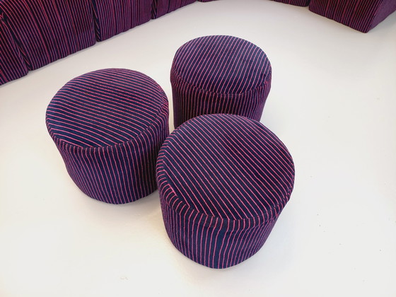 Image 1 of Canapé Modulable Vintage Snake Composé De 11 Modules Chauffeuses Et 3 Poufs En Tissu Velours Des Années 70 80