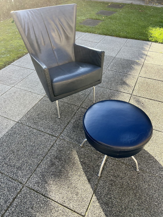 Image 1 of Fauteuil moderne avec pouf