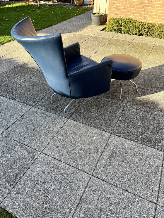 Image 1 of Fauteuil moderne avec pouf