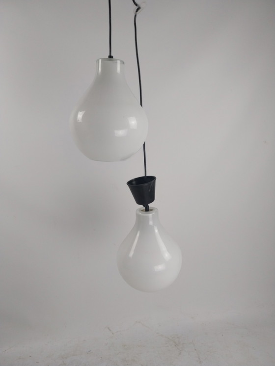 Image 1 of 2 X lampes pendantes en verre opalin Peill And Putzler 1960's