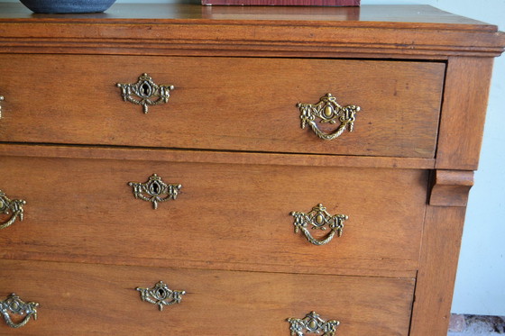 Image 1 of Commode Empire en chêne ancien.