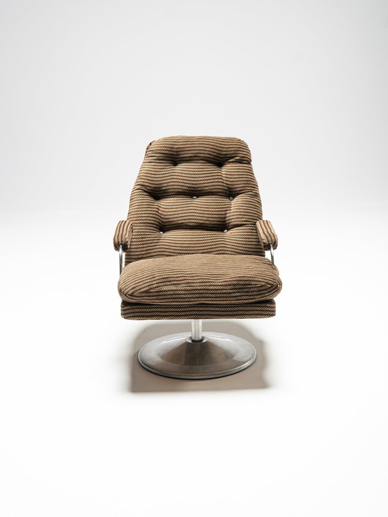 Image 1 of Ensemble canapé et fauteuils de l'ère spatiale, Hongrie, années 1950