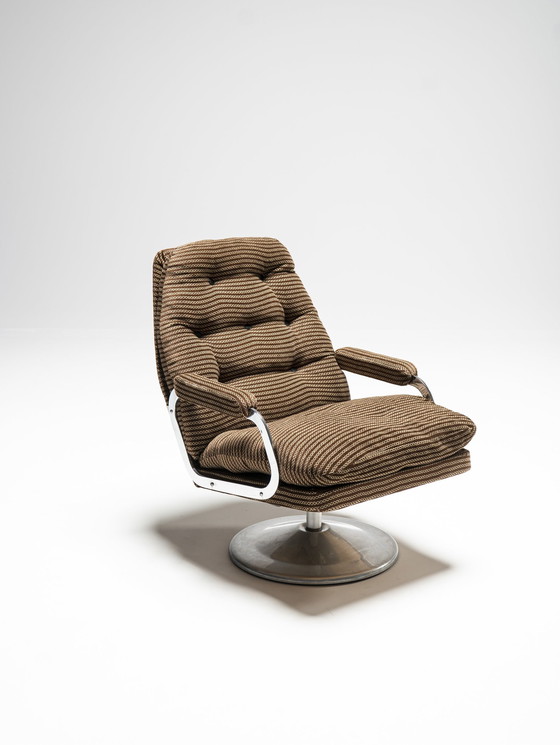 Image 1 of Ensemble canapé et fauteuils de l'ère spatiale, Hongrie, années 1950