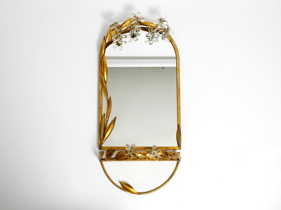 Image 1 of Magnifique ensemble de miroir mural en fer fleuri et étagère assortie plaqué or par Banci Firenze Italie