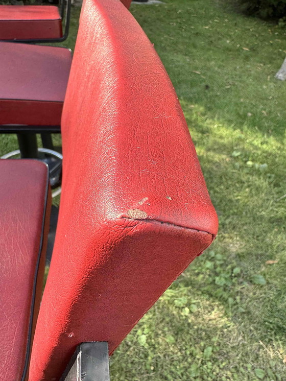 Image 1 of 3 Tabouret de Bar Rétro avec dossier, Original 60Er/70Er Cubique Rouge avec siège pivotant / American Diner Style