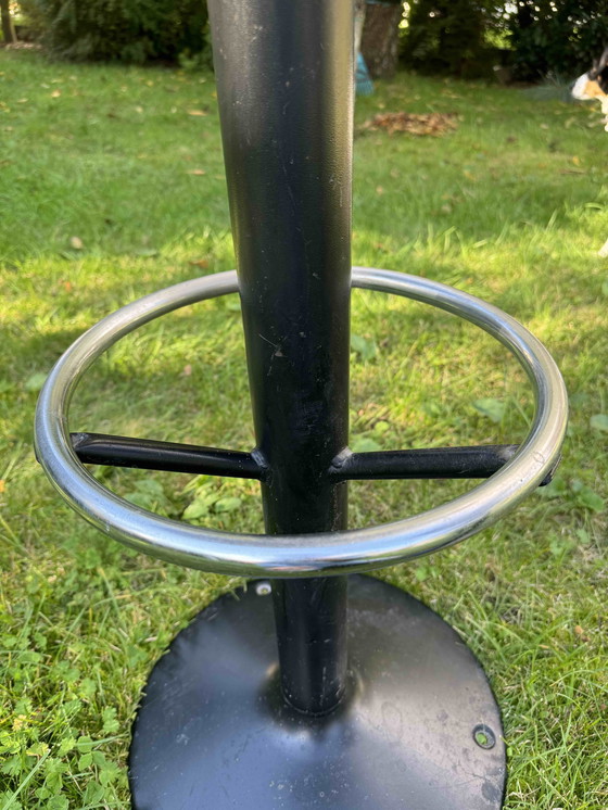 Image 1 of 3 Tabouret de Bar Rétro avec dossier, Original 60Er/70Er Cubique Rouge avec siège pivotant / American Diner Style