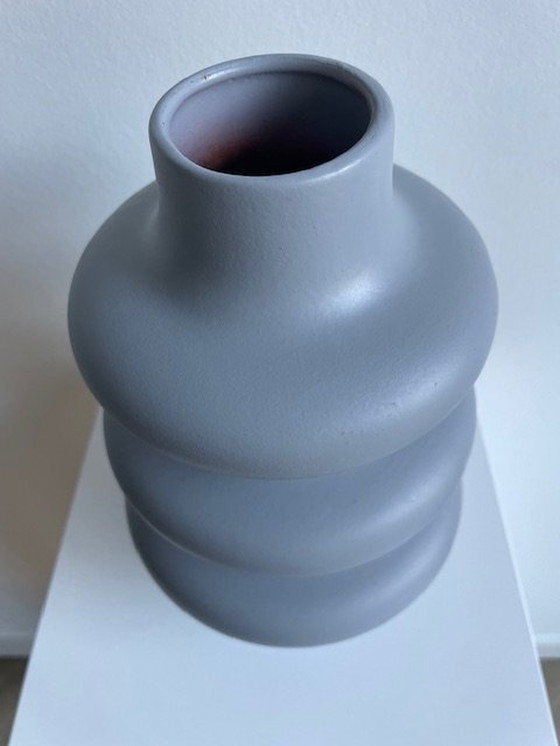 Image 1 of Vase Gris Design Ondulé - Ø20 X H30 Cm