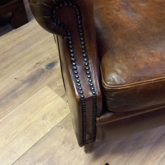 Image 1 of Fauteuil club intemporel en peau de mouton de style Art-Déco