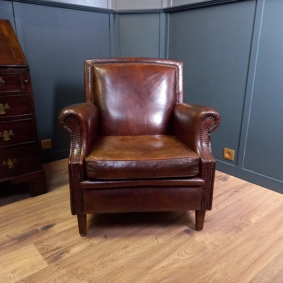 Image 1 of Fauteuil club intemporel en peau de mouton de style Art-Déco