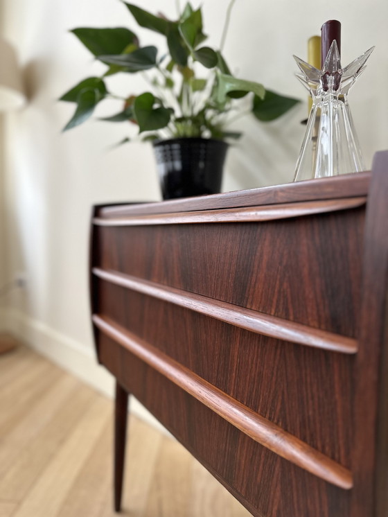 Image 1 of Commode vintage en bois de rose Danemark