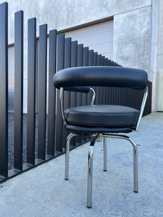 Image 1 of Cassina Le Corbusier Lc7 Chair