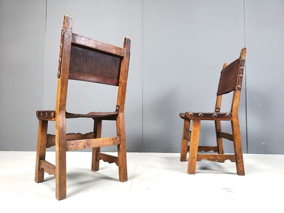 Image 1 of Chaises de salle à manger espagnoles en cuir, 1960S