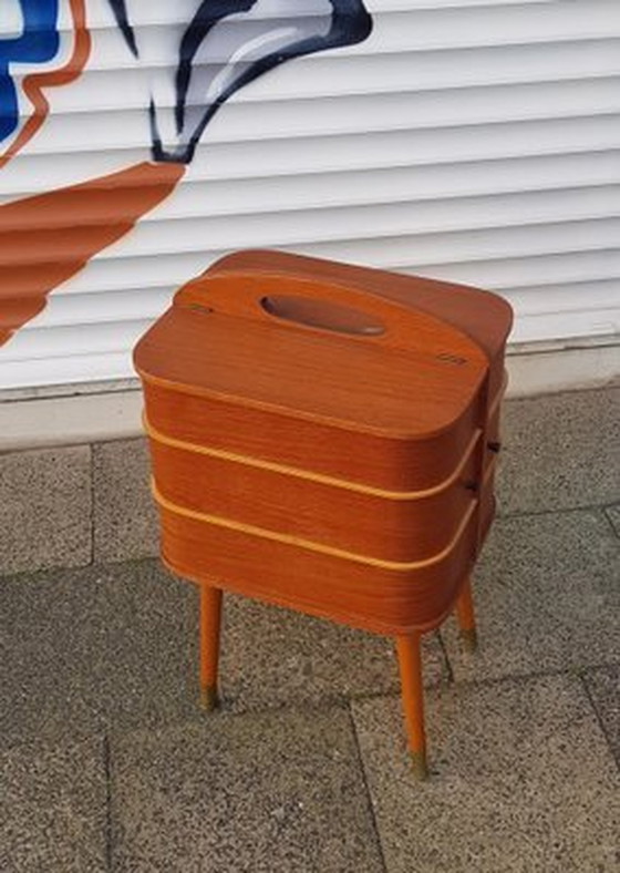 Image 1 of Armoire à couture danoise en teck du Mid Century, 1960S