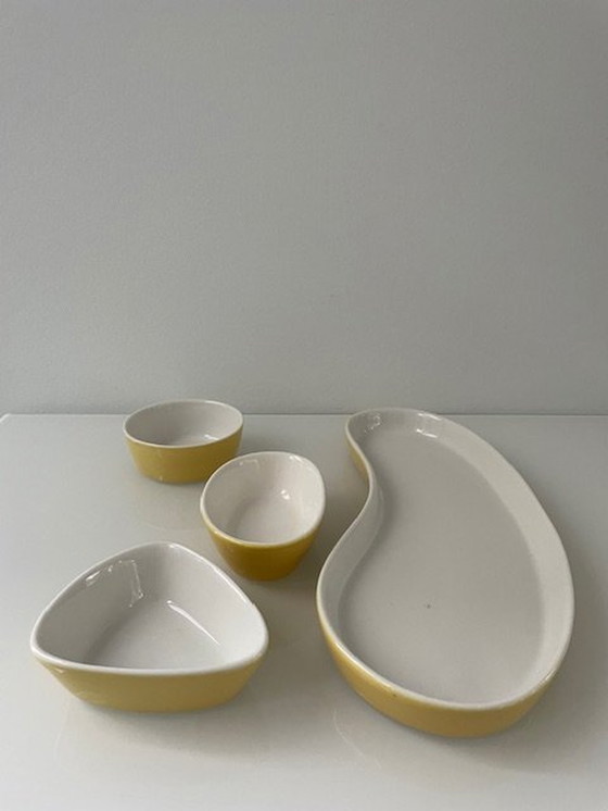 Image 1 of Bols Vintage / Rétro Céramique Jaune Pastel et Blanc