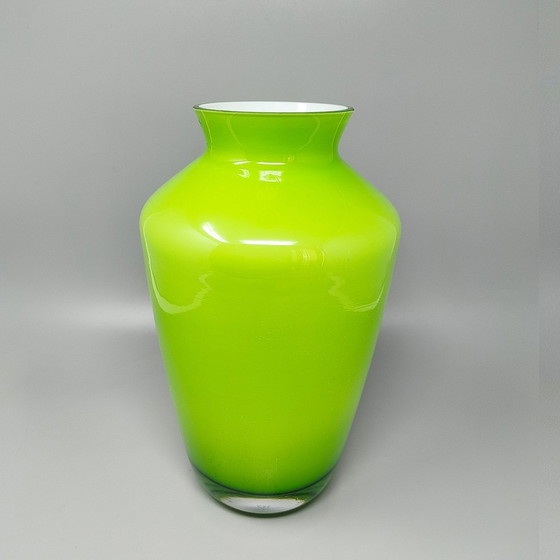 Image 1 of 1970S Gorgeous Green Vase By Ind. Vetraria Valdarnese. Fabriqué en Italie