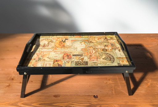 Plateau à déjeuner vintage avec pieds pliants - 1980S/1990S Design fonctionnel et élégant