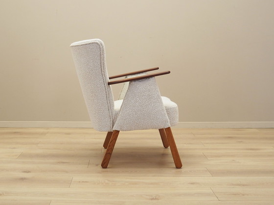 Image 1 of Fauteuil crème, Design danois, 1970S, Production : Danemark