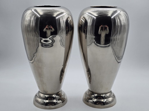 Couple de grands vases coniques