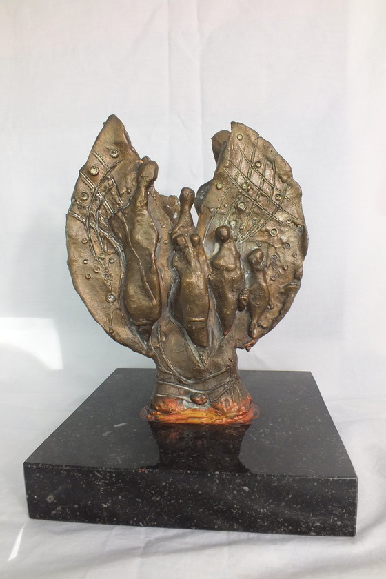 Image 1 of Statue en bronze avec monogramme