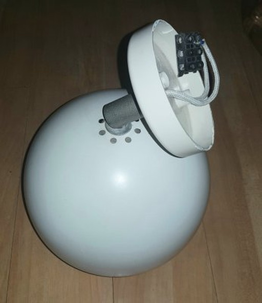 Lampe à boule pivotante en métal blanc de Raak