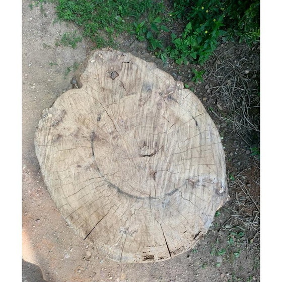 Image 1 of Table d'appoint vintage en bois massif