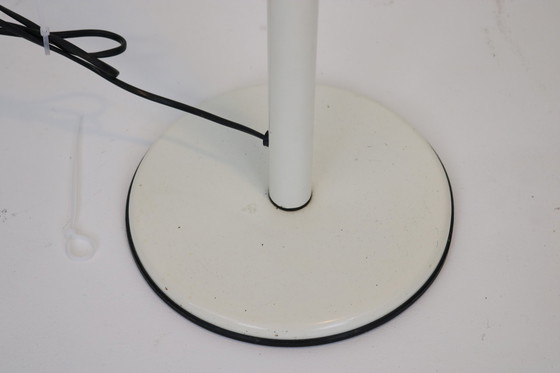 Image 1 of Lampadaire moderne blanc d'Alda Lighting