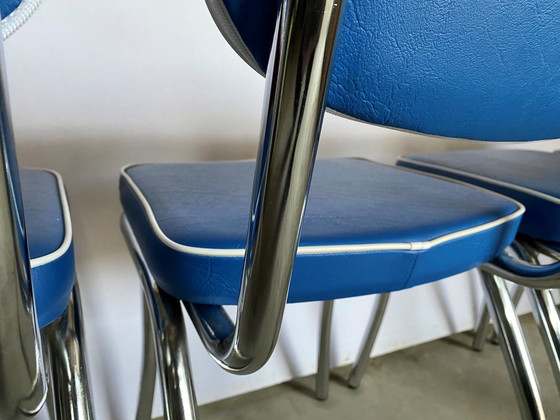 Image 1 of Chaise Simili Cuir Skai Bleu Électrique Vintage 1970