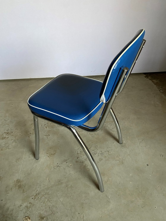 Image 1 of Chaise Simili Cuir Skai Bleu Électrique Vintage 1970