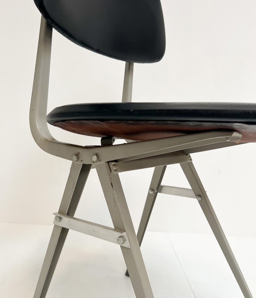 Chaise Result de Friso Kramer pour Ahrend The Circle, 1950's