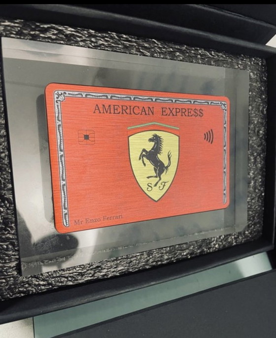 Image 1 of Carte Amex en aluminium, Ferrari. Œuvre originale Artiste N.Nathan