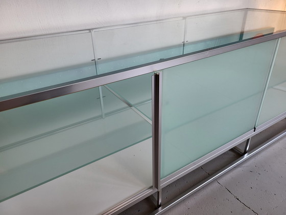 Image 1 of Buffet Design Vitrine