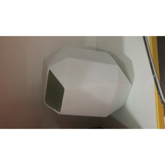 Image 1 of Vase vintage asymétrique en céramique et porcelaine blanche d'Aldo Cavanna, 1987