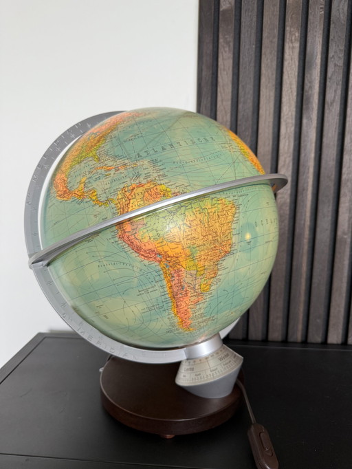 Globe terrestre vintage Columbus