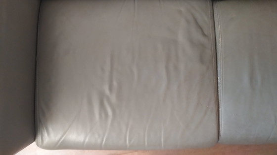 Image 1 of Canapé 3 places en cuir gris