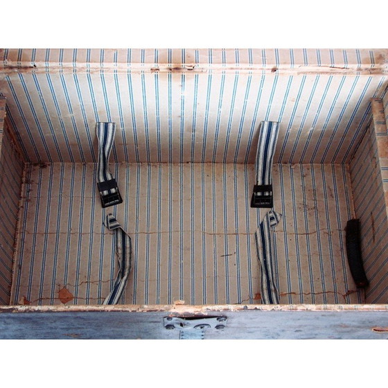 Image 1 of Coffre vintage en bois et métal, 1900