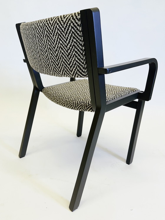 Image 1 of Magnus Olesen Chaises de salle à manger