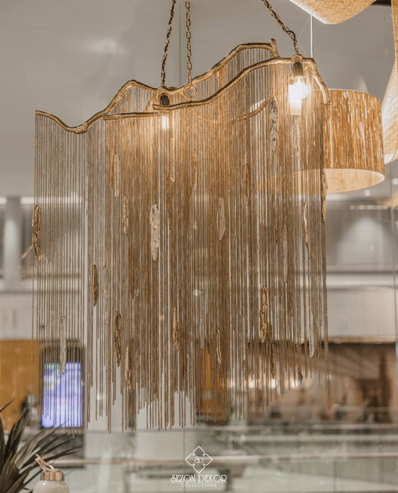 Image 1 of Ptmd Wilco Brass Casted Alu Hanging Lamp Chains Wide (Chaînes de lampes suspendues en laiton moulé)