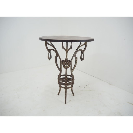 Table d'appoint vintage en fer industriel